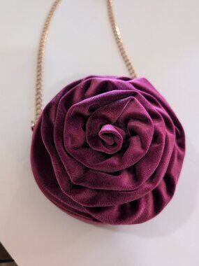 Cat & Jack Girls Velvet Flower Crossbody Bag with Chain Strap 6" Diameter NEW